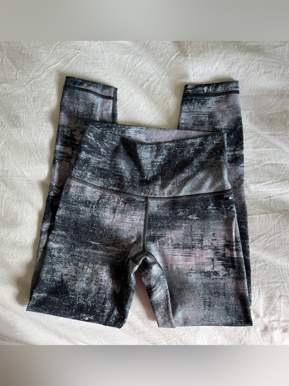 Lululemon Wunder Under Tights